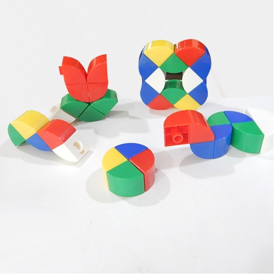 Linking Cubes Quarter Circle Blocks